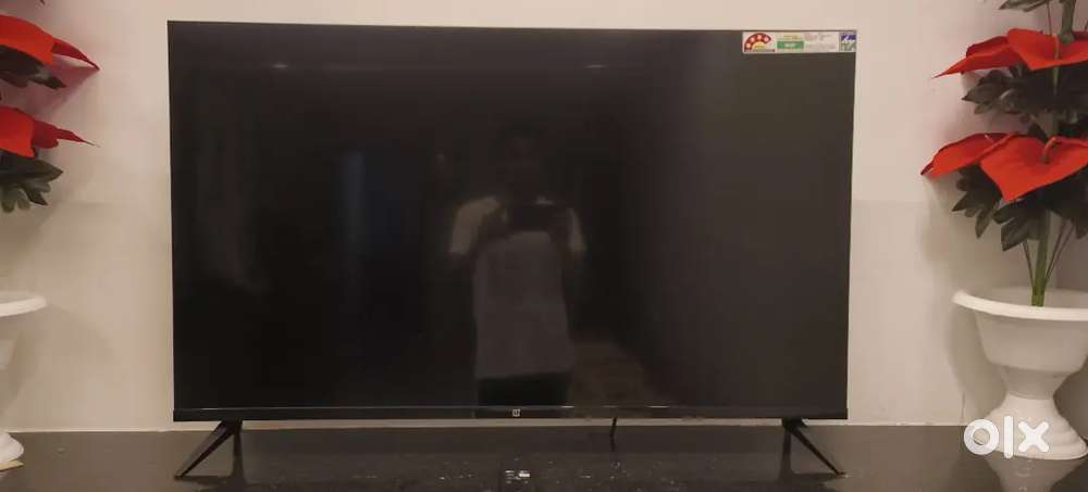 OnePlus 43inches
