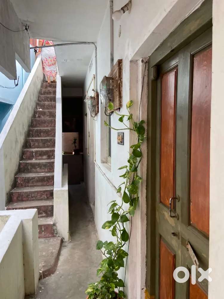23k Rents getting Independent House sale with Registration,Chuttugunta