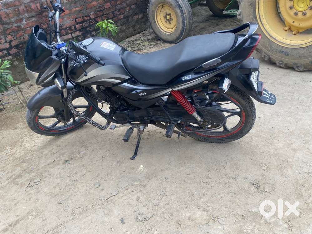 2018 modal last ka hai new bike hai kal tak nahi bike gadi to me  de