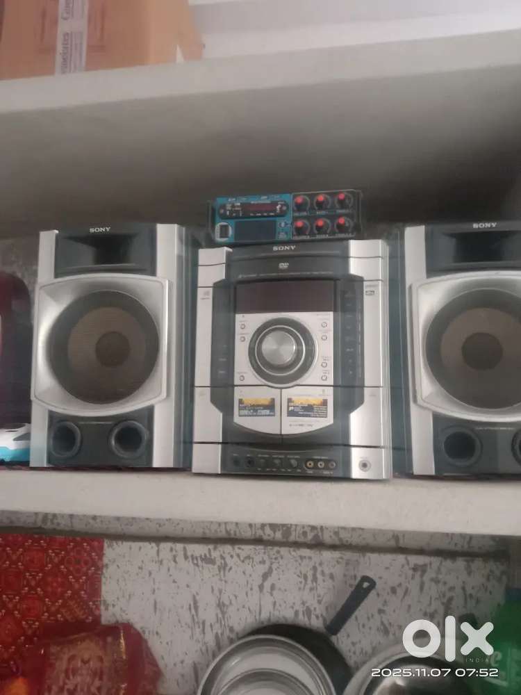 सोनी कंपनी का म्यूजिक सिस्टम