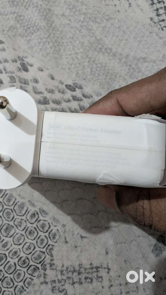 Apple 96W C power adaptor