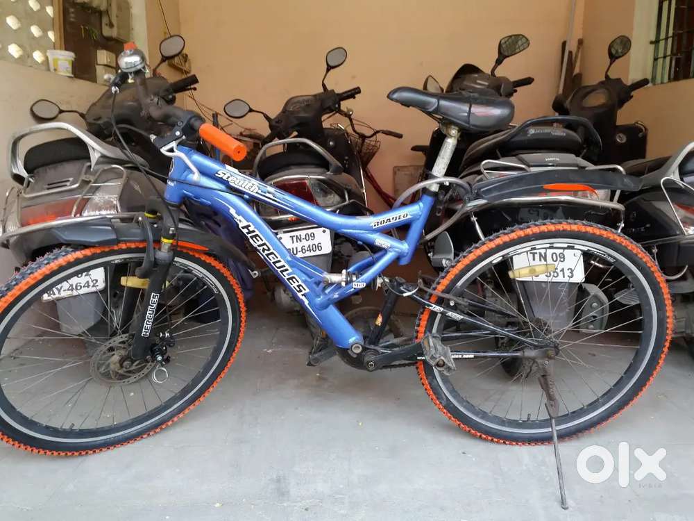 Hercules stealth mountain bike with suspension