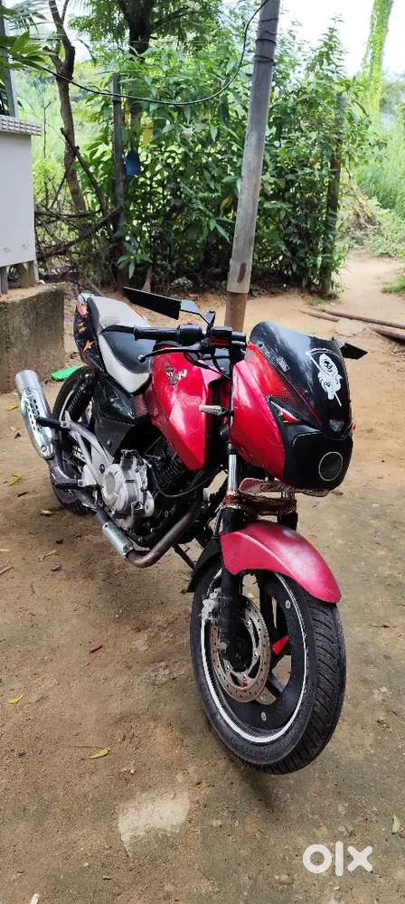 BAJAJ PULSER 180 UG4 // BIKE SINGLE HAND US AND RUNNING GOOD