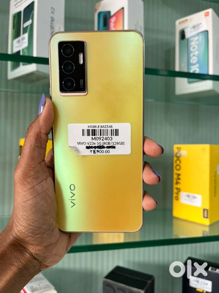 Vivo V23e 5G 8/128GB Storage Good Condition Mobile only price: 8900/