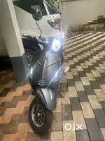 E Pluto electric scooter