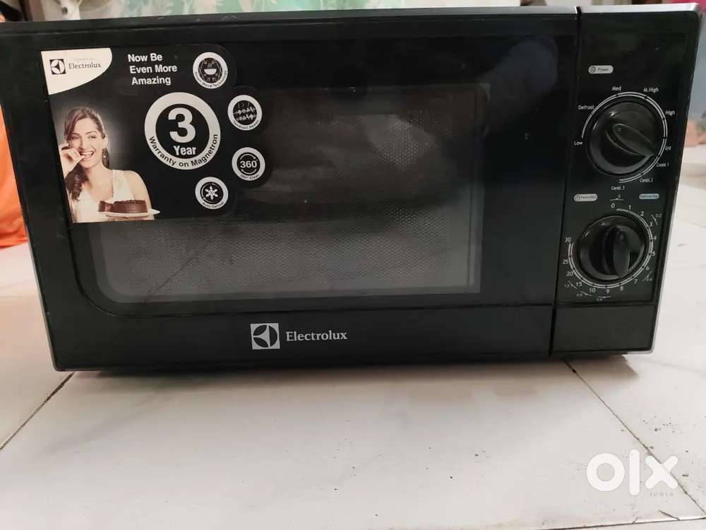 microwave in excellent condition