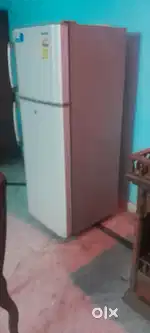 Samsung Fridge 270ltr