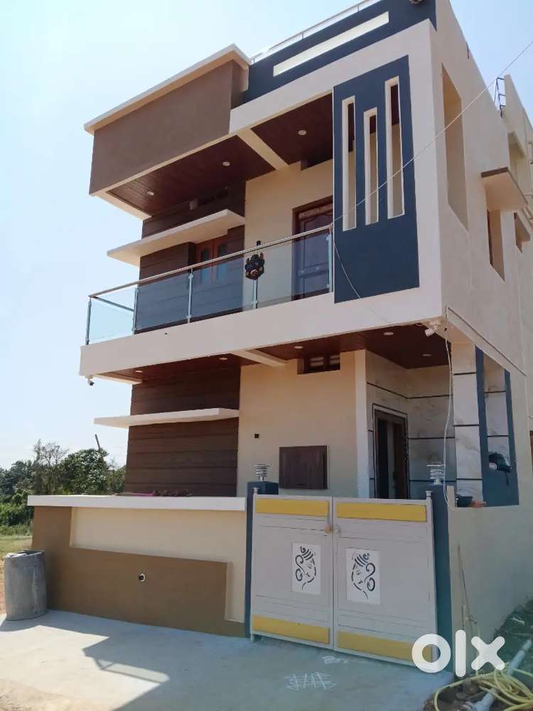 Wel furnished New Peaceful house ready to move