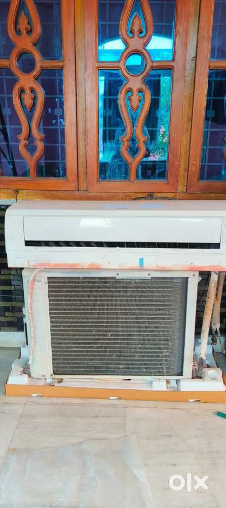 Hitachi AC 1.5 ton