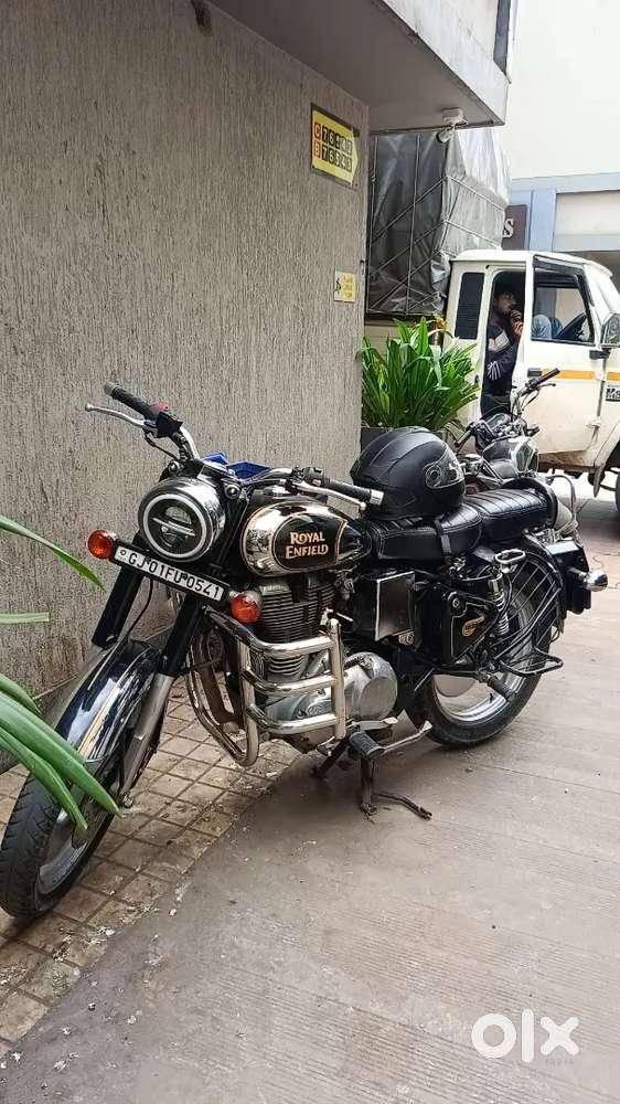 Royal Enfield classic 500 , in very good condition