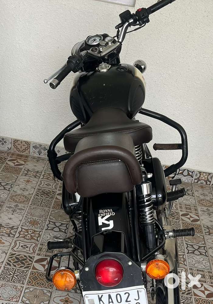 Vintage Royal enfield classic 350 Black