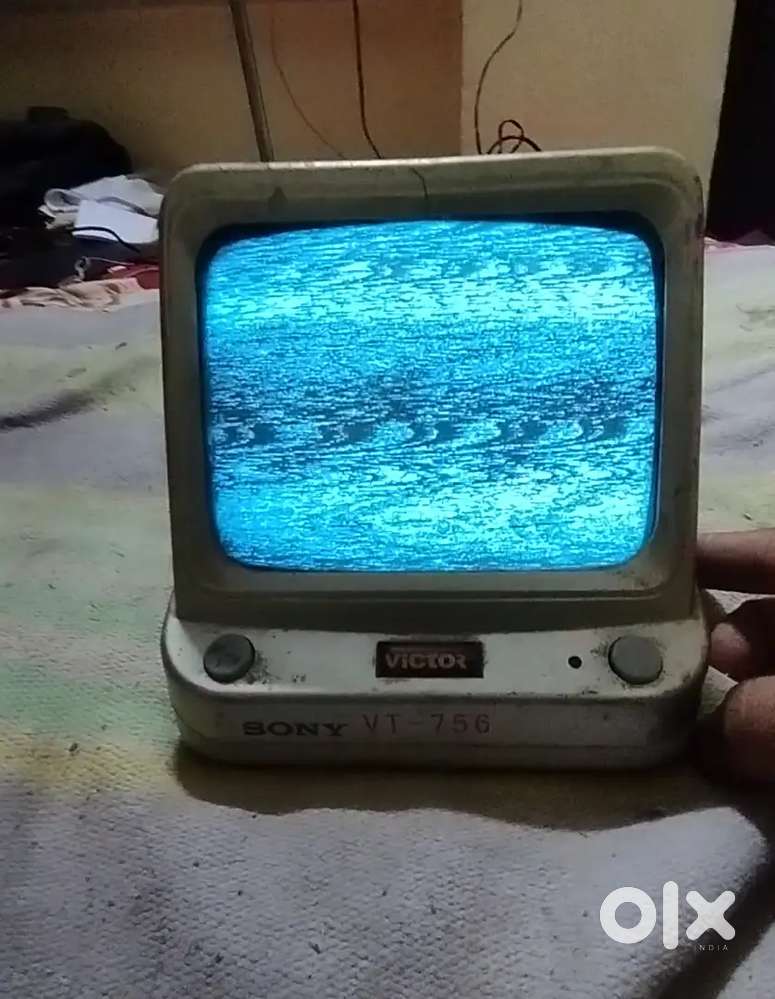 OLD VINTAGE SONY BW TV ANTIQUE TV