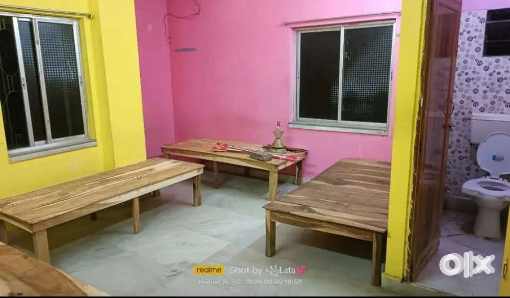AC .2. Bed & Single Room.AC -3 Bed. DUMDUM  Metro.