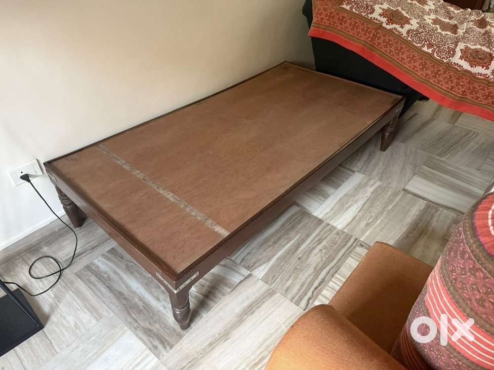 Antique Sheesham Bed in Great Condition