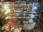 Cake frize show case
