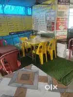 Hotel ka saman bhechna hai