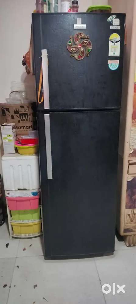Double Door Fridge 295Ltr Sell