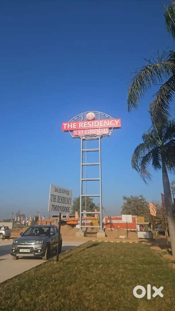 138 150 gaj plot for sale in The Residency