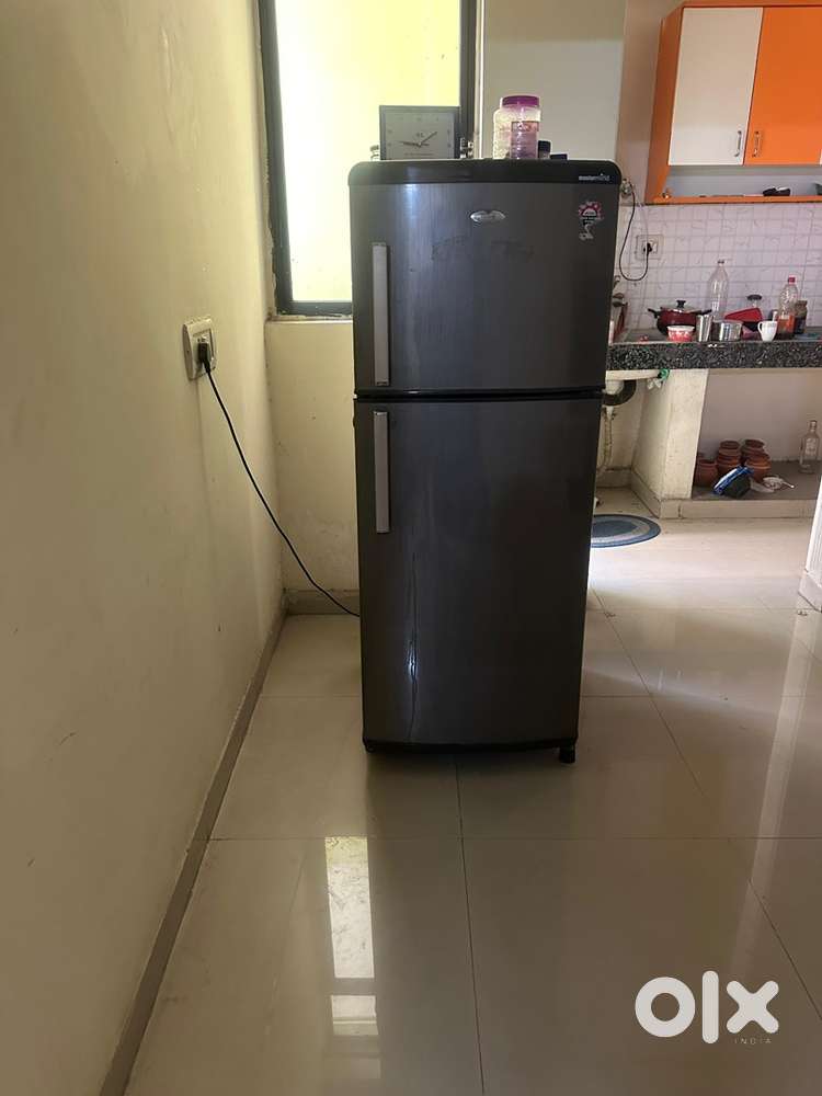 LG Almost brand new