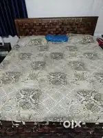 Sheesham wood king size bed