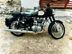 Royal enfield Classic 350 beachna hai