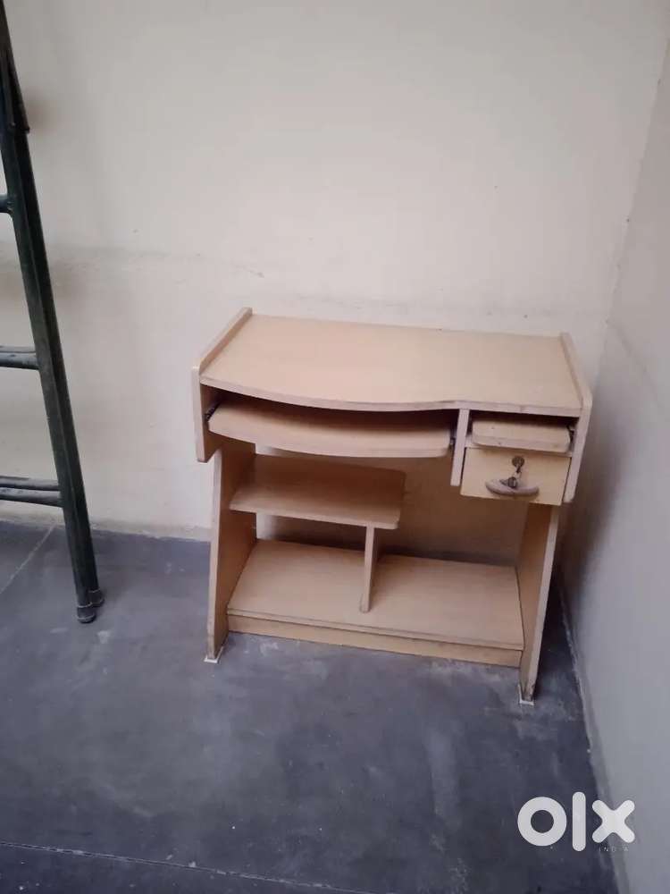 computer trolley
