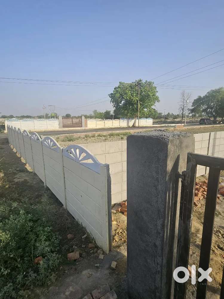 Buy a plot in lucknow at khujouli market  with bank loan