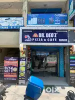 Need staff boys dr deoz pizza and cafe (domineez)