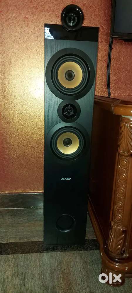 F&d t70x tower speaker 160 w RMS With Bill & box