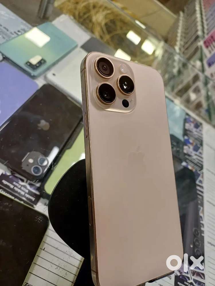 DASERA SALE PRICE GOLD COLOUR IPHONE 14 PRO MAX IN IMMACULATE CONDITIO