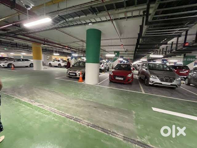 Need Male or female Parking Staff at Lulu Mall