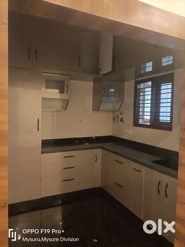 2400 30/402 BHK house for lease 22laksh kanakadas Nagara Dattagalli