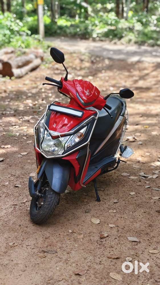 Honda dio 2017 model