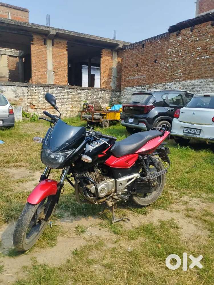 Pulsar 150