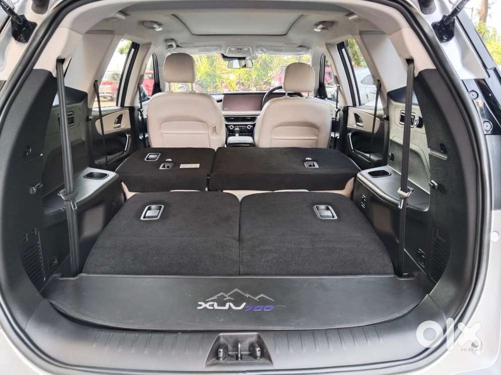 Mahindra XUV700 2.0 AX 7 Petrol AT Luxury Pack Str, 2024, Petrol