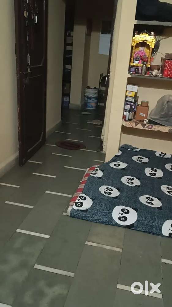 Roomate only girls