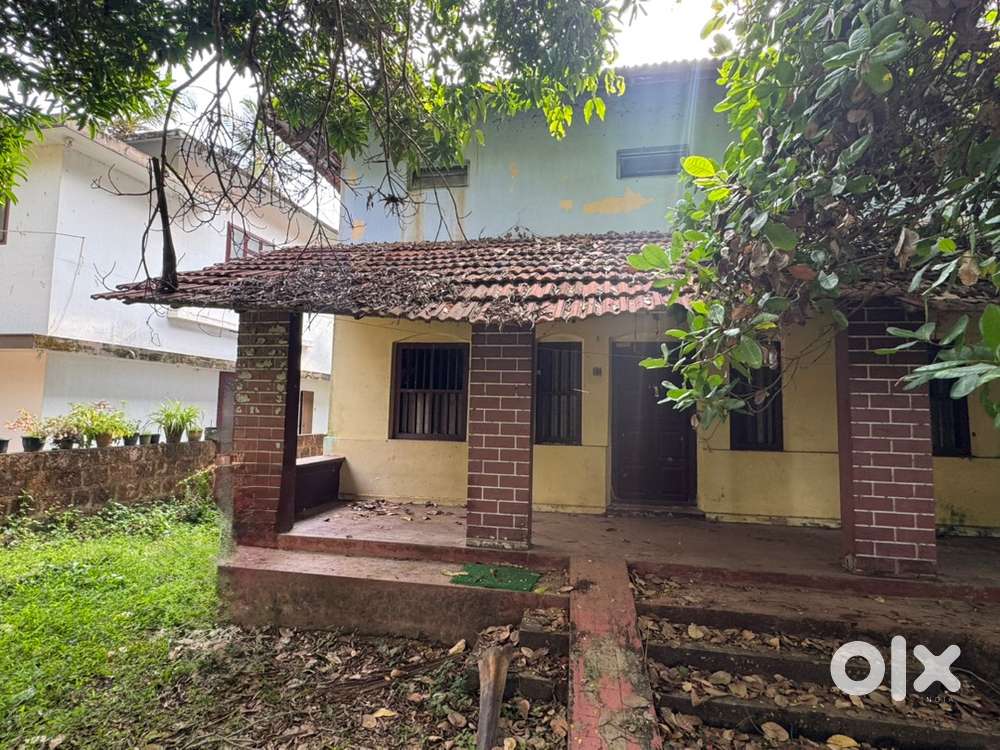 29.5 Cent Riverside Plot with East-Facing Ancestral Home