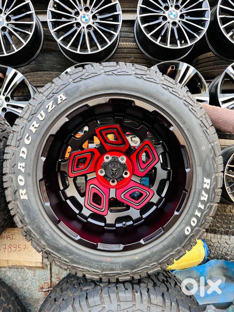 THAR OFF ROAD ALLOY WHEELS 20 INCH SET OF 5 (ALMOST NEW)