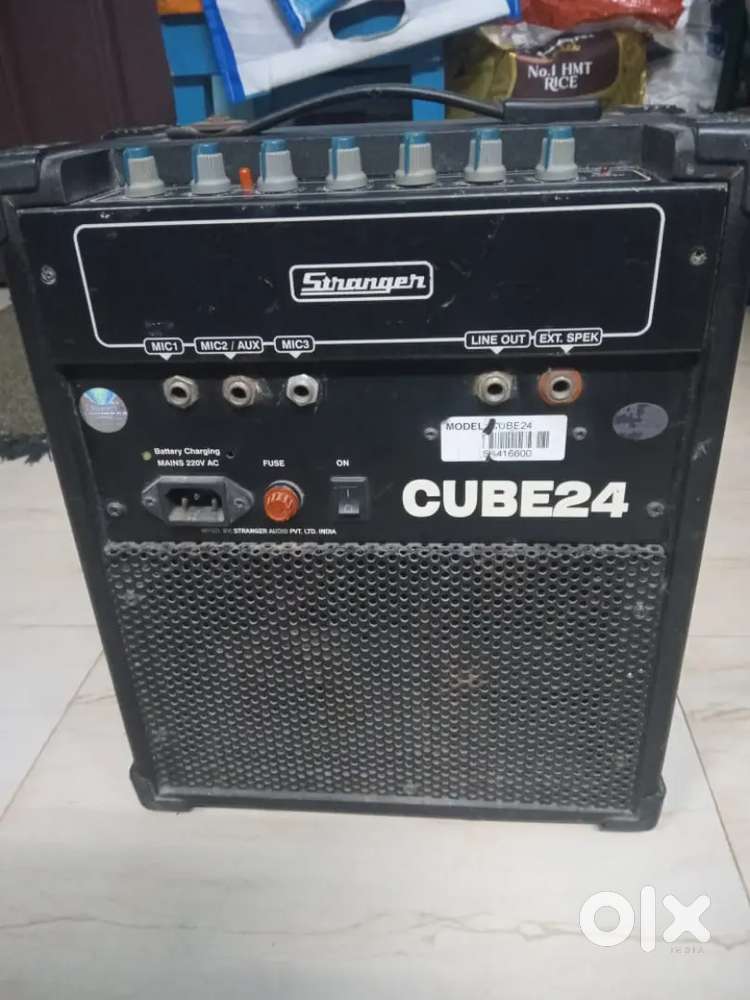 6inch stranger speaker rs.4000 without rechargeable battery