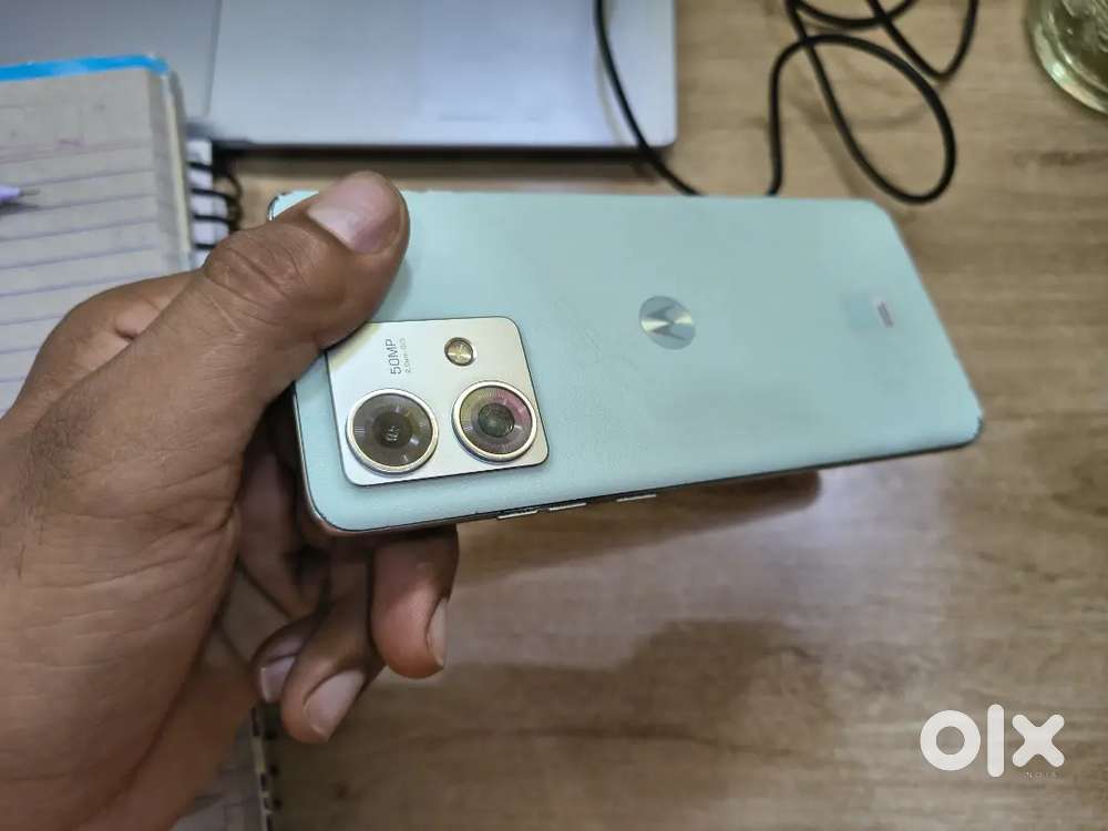 Edge 40 neo