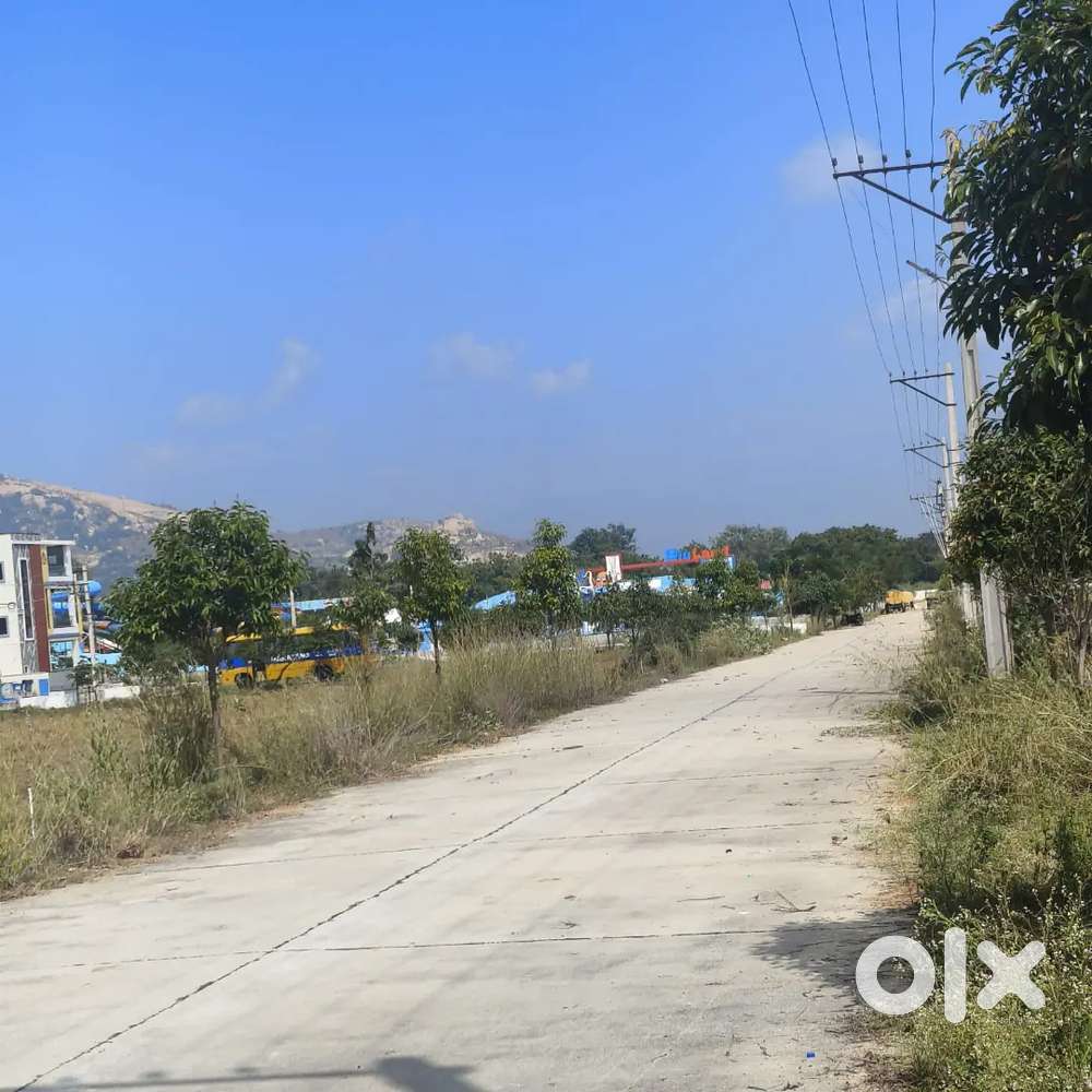 Approved plot Near Blue Land water park chendragiri