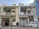 Houses and villas available for sale