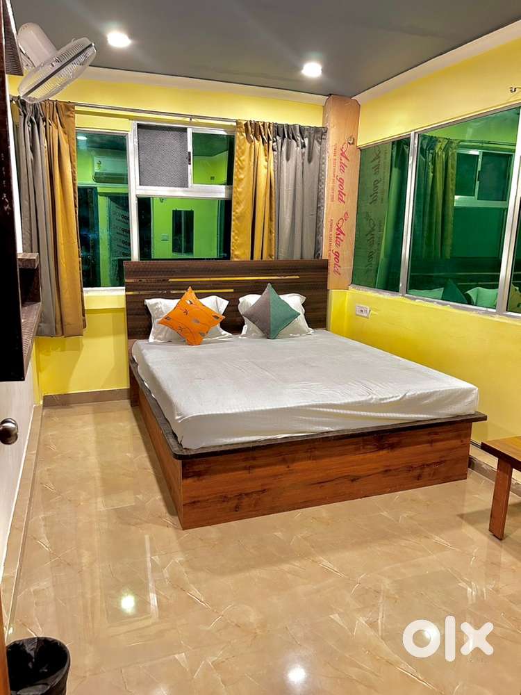 13 rooms guest house at kaikhali chinar park