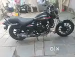 Bajaj Avenger street 220