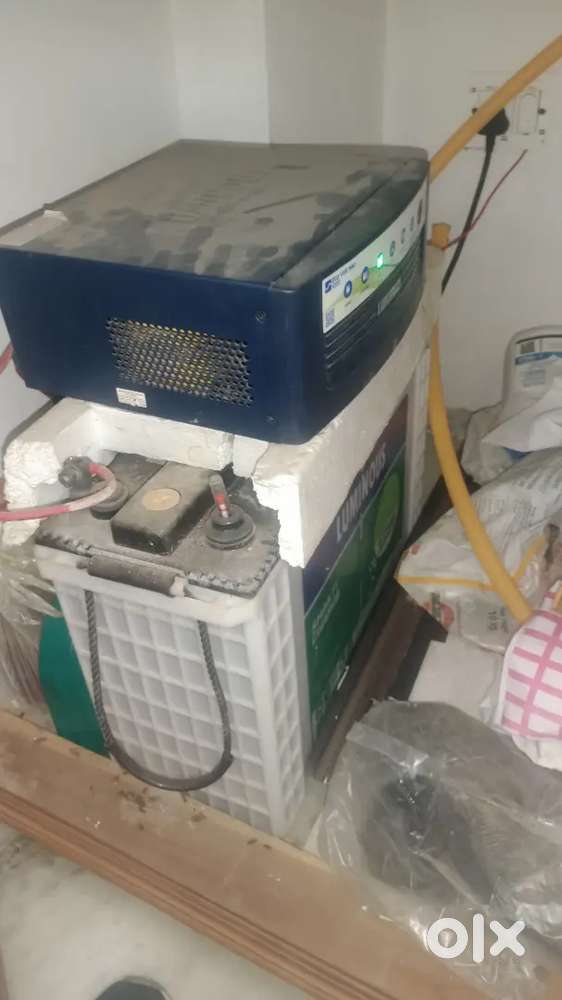 Luminous battery and inverter 1050