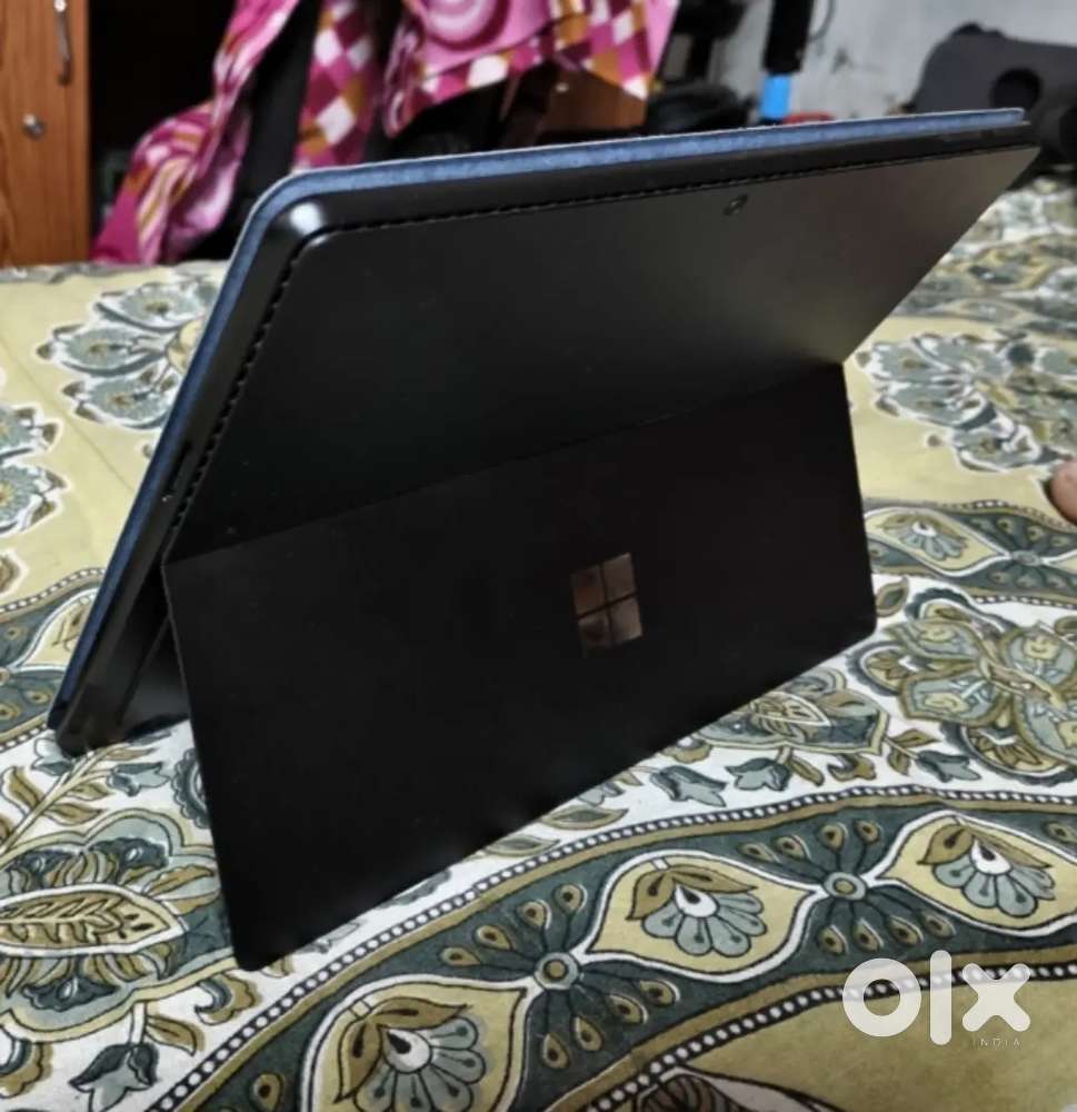 Surface Pro Laptop