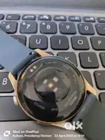 Noise Crew 1.38 Round Display with Bluetooth Calling, Metallic finish,