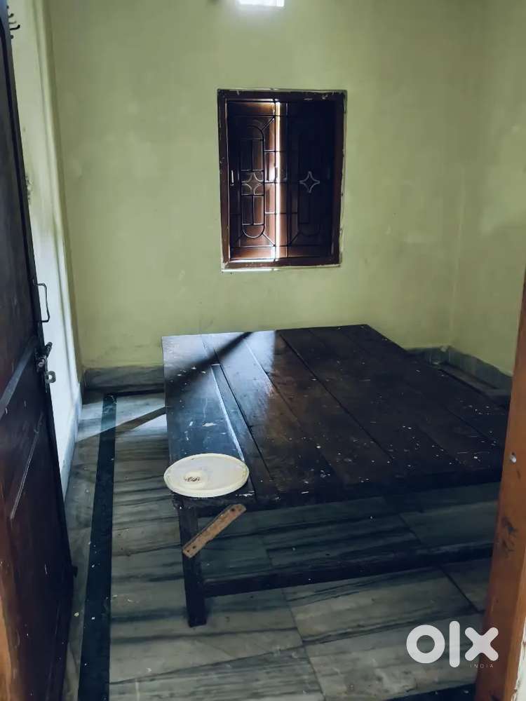 House for office family and bachelor