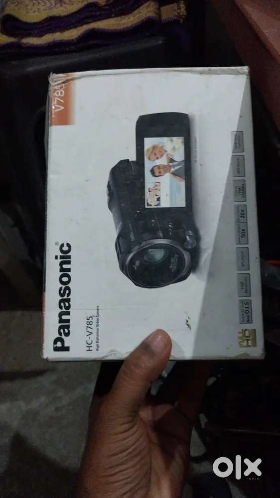 Panasonic V785 handicam