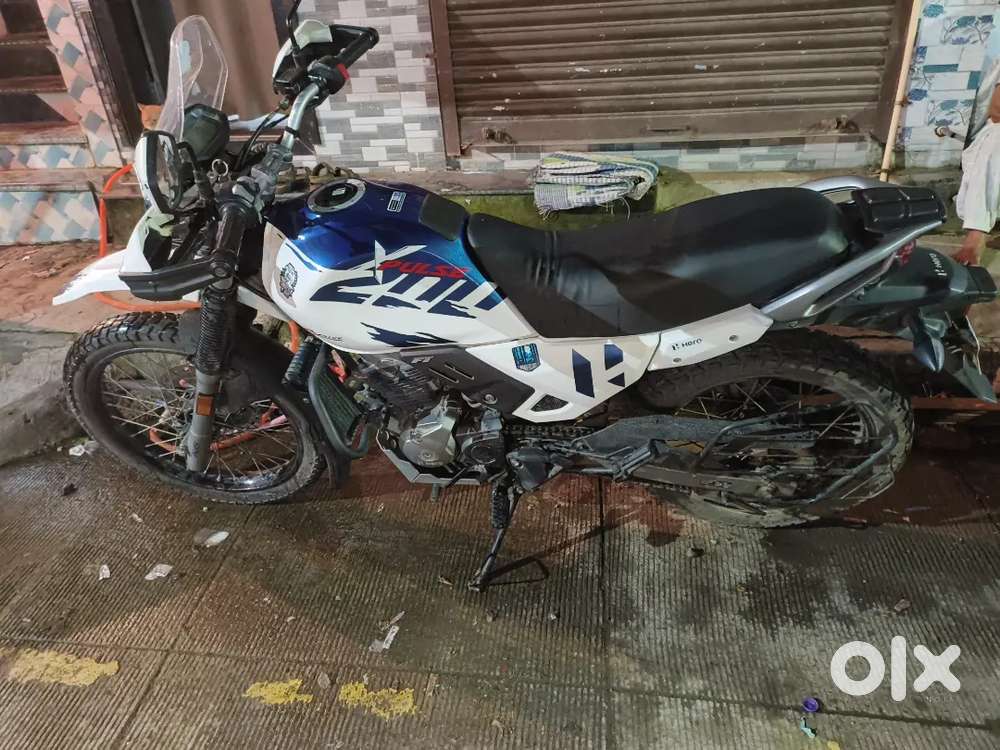Hero x pulse 200 4v nexus blue off road bike